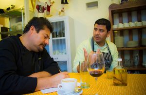 "Alejandro Ruiz Rodolfo Castellanos at the table"