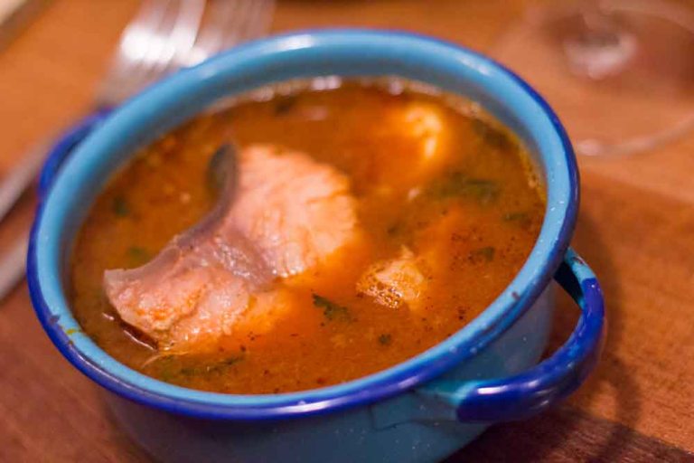 "Oaxaca Pitiona Rompe Catres"