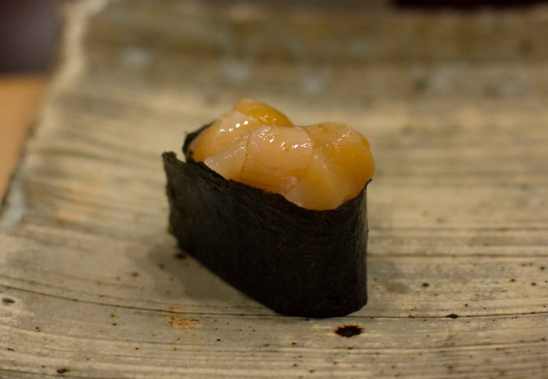 "Sushi Kanesaka Tokyo hotate"