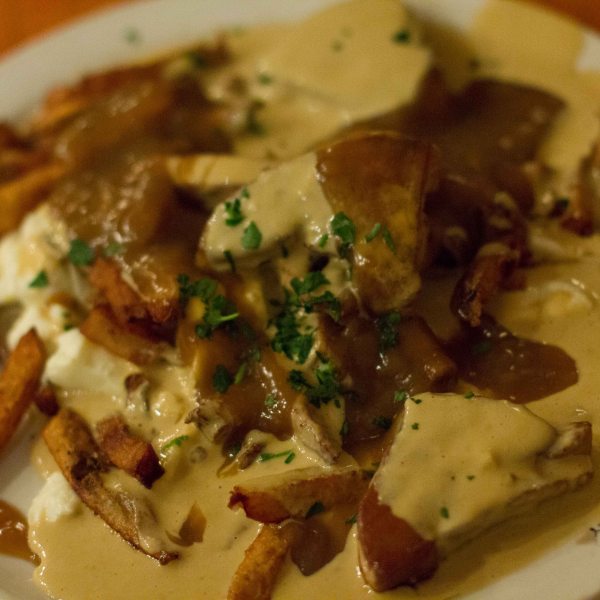 "Au Pied du Cochon Foie gras poutine"