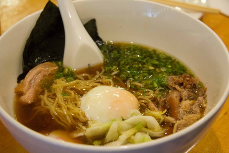 "Momofuku noodle ramen"