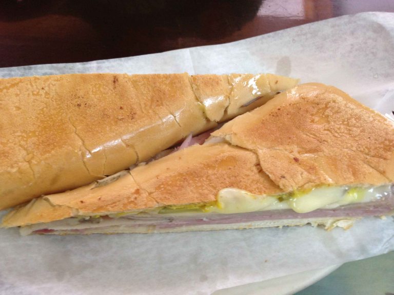 Cuban torta