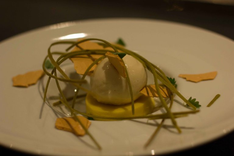 "Ink Voltaggio hay ice cream"