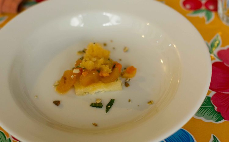 "Origen Oaxaca Taller Rodolfo fruit"