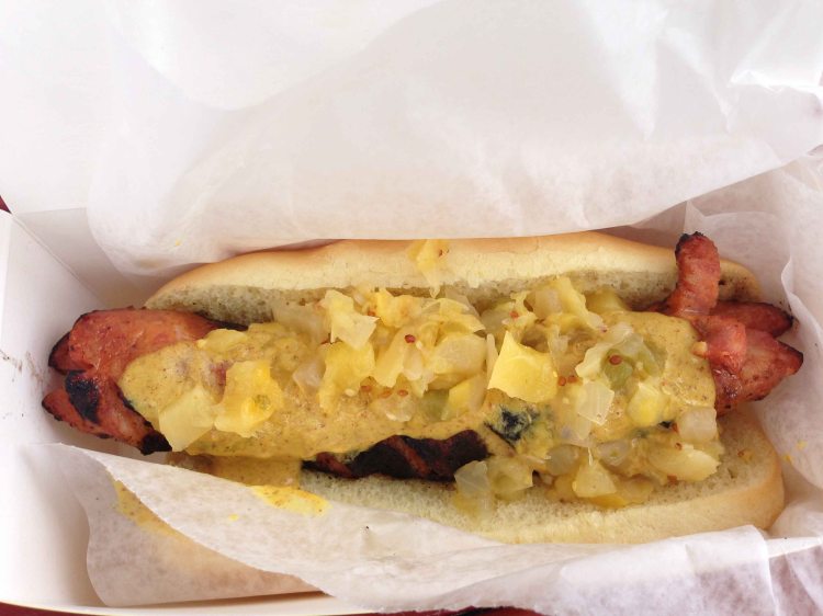 "Hanks haute dog Honolulu Hawaiian"