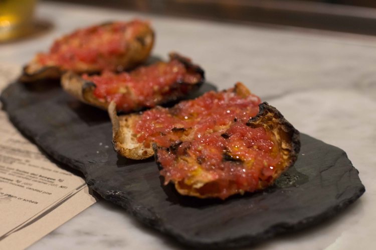 Pan con tomate is so simple, but hard to do properly. This had all the components of "just right".