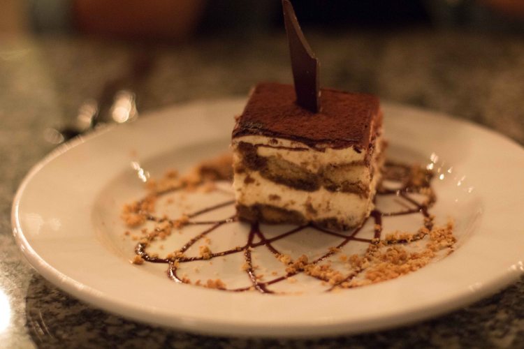 "Tra Vigne tiramisu"