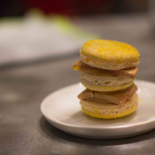 "L'Avant Comptoir foie gras macaron"