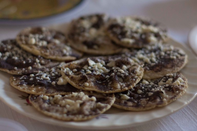 Oaxaca El Mangalito memela Zaachila