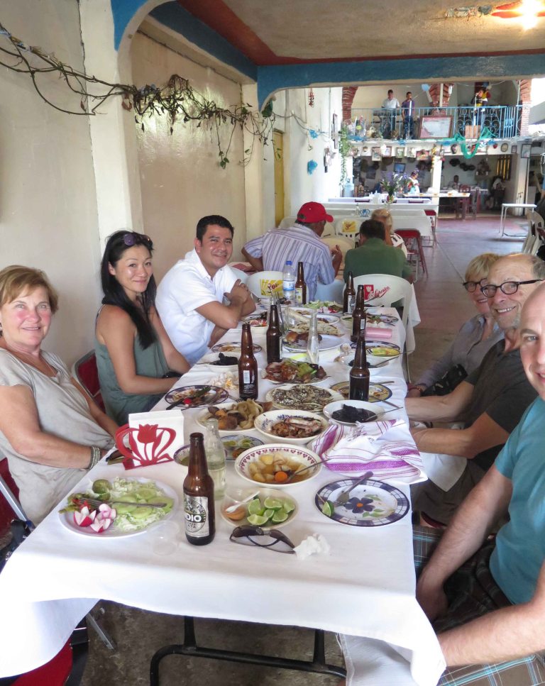 Oaxaca Rodolfo Castellanos Susy Bando Zaachila