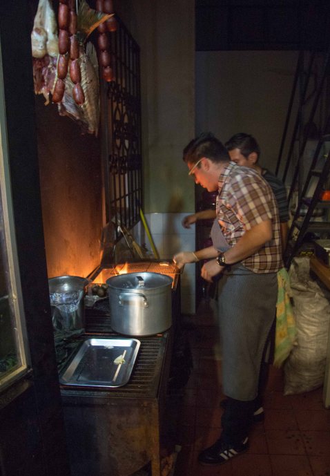 "El Destilado Oaxaca smoke Juilo Aguilera"