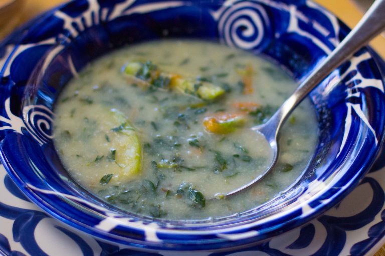 "Reyna Mendoza Teotitlan Oaxaca sopa de guias"