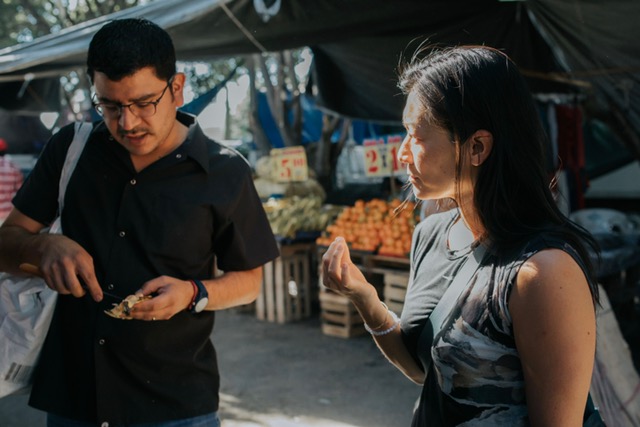 susy-bando-rodolfo-castellanos-abastos-pensive