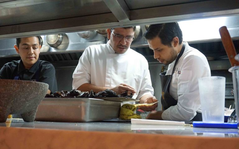Rodolfo Castellanos Poleo kitchen staff