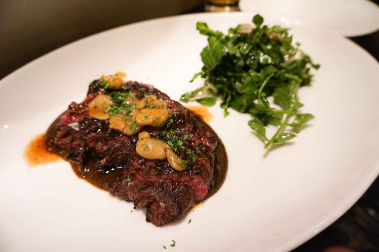 Burnt Ends Singapore onglette steak