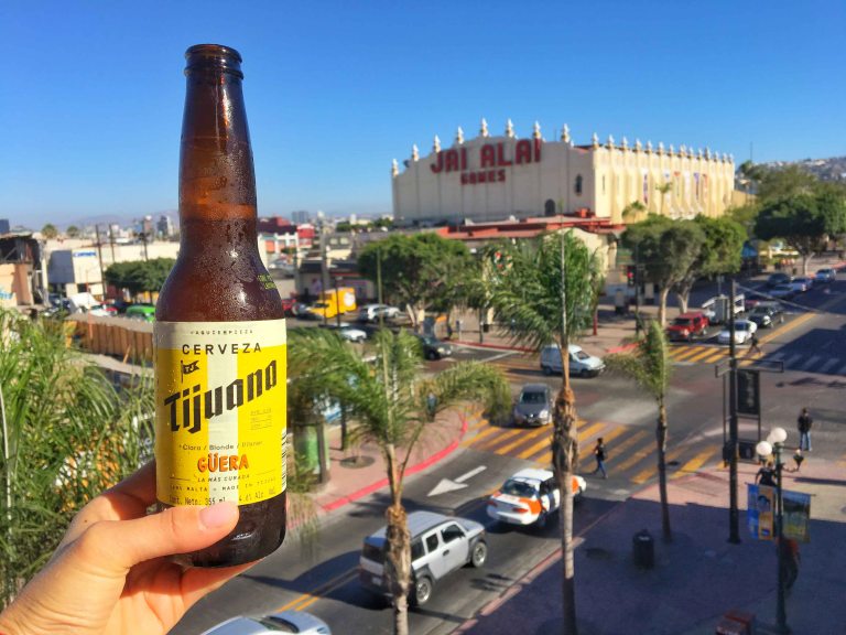 Tijuana cine tonala