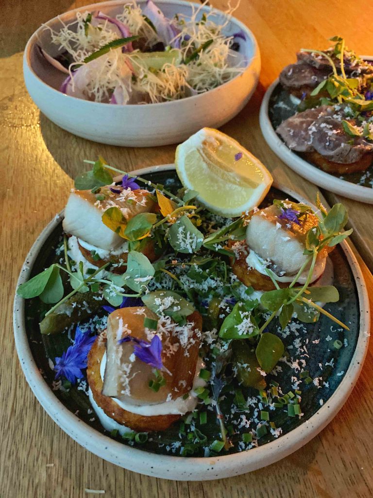 Tofino Hatch Marina pub food